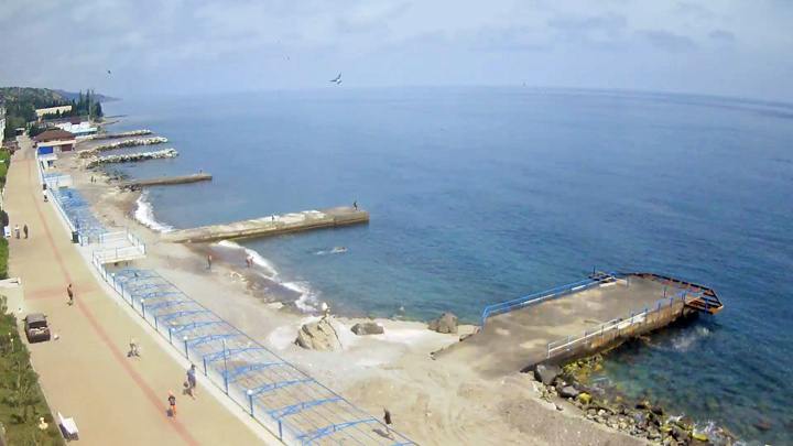 Онлайн веб-камера пляжа посёлка Семидворье, Крым (Семидворье, Россия)